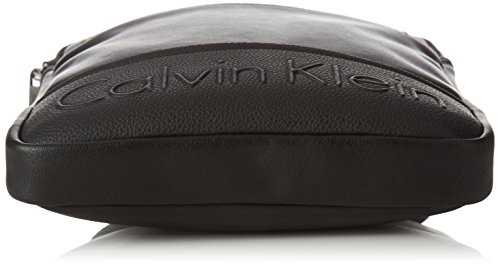 Calvin Klein Bennet Flat Crossove, 001, Os, Bolso bandolera para Hombre, Negro (Black), 3x20x25 cm (W x H x L)