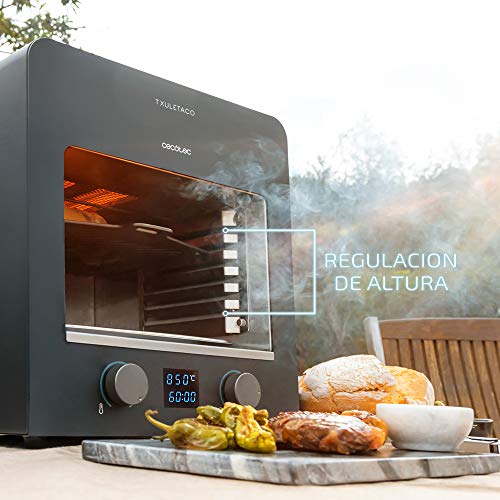 Cecotec Txuletaco 8000 Inferno. Horno para asado, 2200W,Parrilla de Hierro Fundido, Piedra y Bandeja para Pizzas,2 bandejas recogegrasas, Temperatura hasta 850º, termómetro Digital de Cocina Incluido