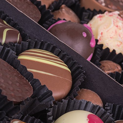 ChocoClassic - 20 exclusivos Surtido De Pralinés | bombones Praliné | regalo en caja de madera | sabores | Chocolate | Cumpleaños | Adultos | Mujer | Hombres | Dia de la madre | Dulces | navideños