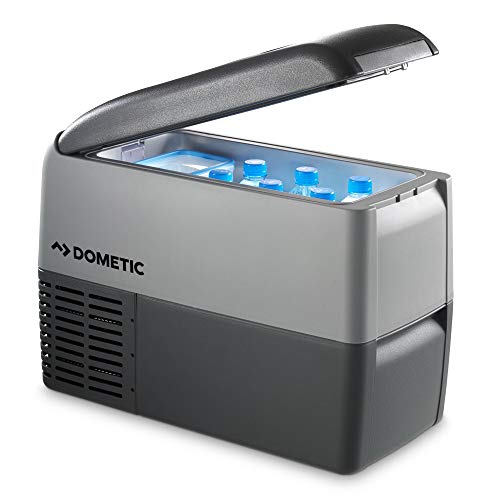 Dometic CoolFreeze CDF 26 - Nevera portátil de compresor, conexiones 12 / 24 / 230 V, clasificación energética A++, capacidad de enfriamiento de +10ºC a -18ºC, 21,5 litros