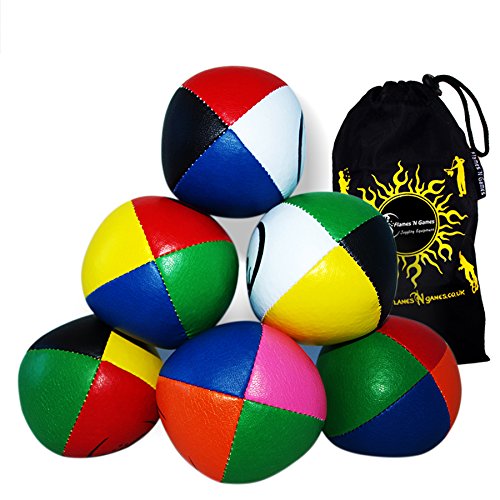 Flames 'N Games Juego de 3 Bolas de Malabares de Cuero de 4 Colores + Bolsa - ¡Pelotas de Malabares Profesionales para Todas Las Habilidades! (Rojo / Naranja / Azul / Verde)