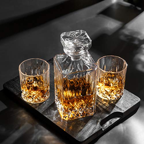 KANARS WD02 Jarra de Whisky, 5 Piezas, 100% Libre de Plomo Cristalino Resistente Botella de Whisky Set para Scotch, Bourbon, 750ml Decantador y 4 Vasos de Whisky 300ml, Caja de Regalo de Lujo