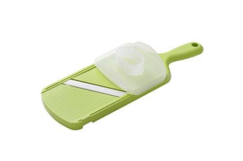 Kyocera CSN-202-GR, rebanadora de mandolina ajustable, 4 espesores de corte diferentes, cuchilla de cerámica de circonita afilada, que incluye protector de manos, ligero, apto para lavavajillas, verde