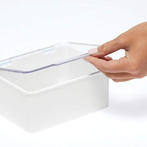 mDesign Caja con tapa para la cocina, la despensa o el despacho – Cajones de plástico sin BPA apilables – Cajas de ordenación compactas para artículos del hogar – blanco/transparente