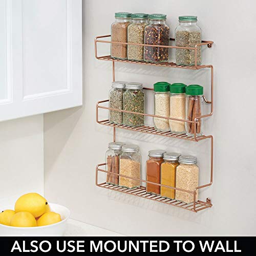 mDesign Estantería metálica – Especieros de cocina autoadhesivos con 3 niveles para montaje en pared – Ideal como organizador de especias para la cocina y la despensa – color cobre