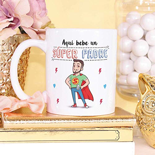 MUGFFINS Taza Papá - Aquí Bebe un Super Padre - Taza Desayuno/Idea Regalo Día del Padre. Cerámica 350 mL