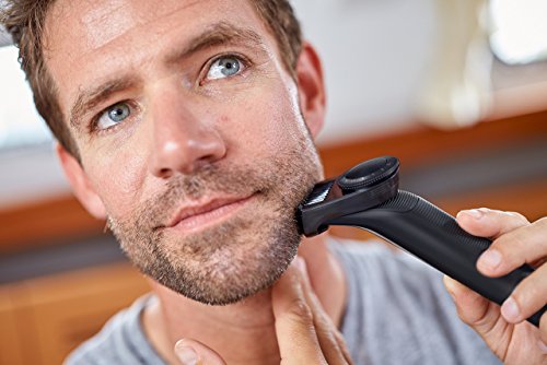 Philips OneBlade Pro QP6510/30 - Recortador de barba con peine de precisión de 12 longitudes, recorta, perfila y afeita, recargable