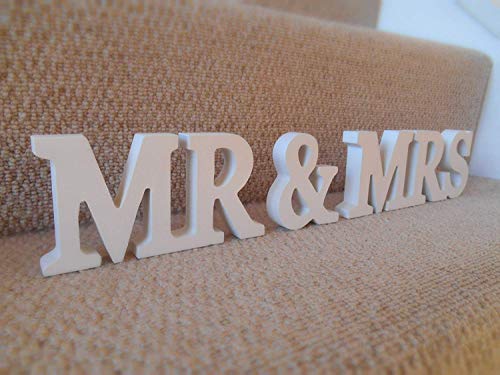 RJB Stone Mr and Mrs, Letras de Madera en Color Crema