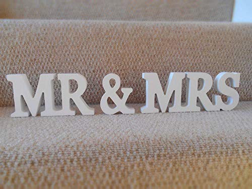 RJB Stone Mr and Mrs, Letras de Madera en Color Crema