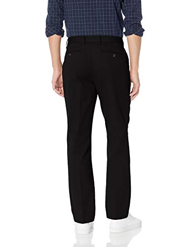 Amazon Essentials – Pantalón chino sin pinzas en la parte delantera, resistente a las arrugas, de corte recto para hombre, Negro (True Black), 30W x 28L