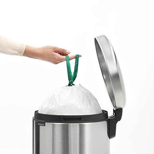 Brabantia Newicon-Cubo de Basura con Pedal, 30 l, Color Fpp Inoxidable, Acero Mate Anti-Huellas