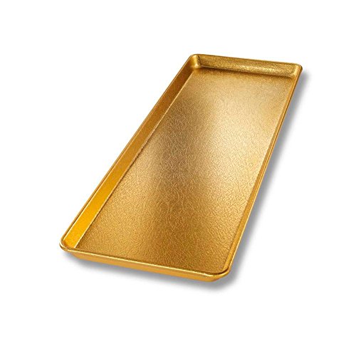 Chicago Metallic 40920 9" x 26" Gold Aluminum Display Pan by Chicago Metallic Bakeware