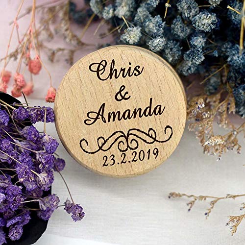 ENtoo Caja de Anillo de Madera Grabada Personalizada Soporte de Anillo de Madera Redonda Rústica Personalizada Caja de Joyería de Compromiso de Boda