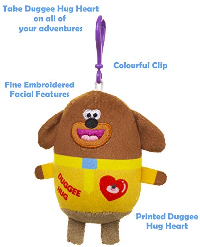 Hey Duggee - Llavero de peluche con clip, 17 cm Juguete ideal para colgar y que se fija fácilmente a la mochila, ropa, bolso y mucho más. Identificador de mochila, accesorio de bolsa.