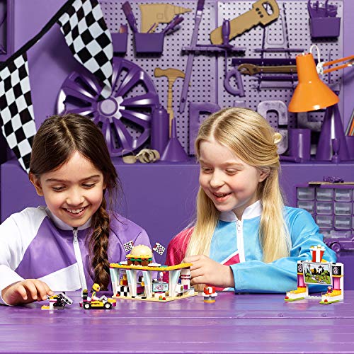 LEGO Friends - Cafetería de Pilotos, Juguete con Mini Muñecas y Kart para Crear y Construir Divertidas Carreras y Aventuras con Andrea y Pepper para Niñas y Niños de 6 a 12 Años (41349)