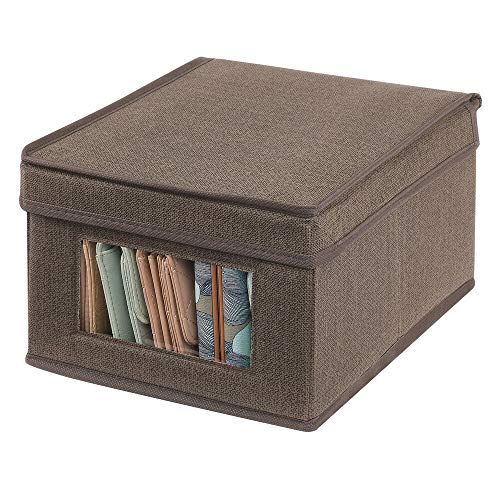 mDesign Caja de almacenamiento – Organizador apilable pequeño y de fibra sintética con tapa y ventana de visualización – Cajas para ropa rectangulares para el dormitorio – marrón oscuro