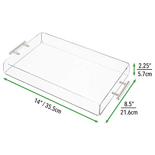 mDesign Juego de 2 bandejas de plástico – Pequeña bandeja con asas de acero – Bonitas bandejas de desayuno para servir de forma elegante queso, café, etc. – transparente