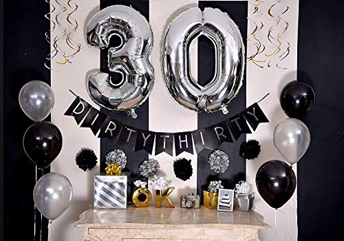 Paquete para Fiesta de Cumpleaños Número 30 “Dirty Thirty” (Pícaros Treinta) - Paquete con Banderín de Feliz Cumpleaños Negro y Plateado, Globos y Serpentinas - Decoración para Cumpleaños – Trigésimo