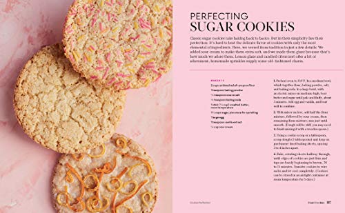 Stewart Living, M: Martha Stewart's Cookie Perfection: 100+ Recipes to Take Your Sweet Treats to the Next Level: A Baking Book