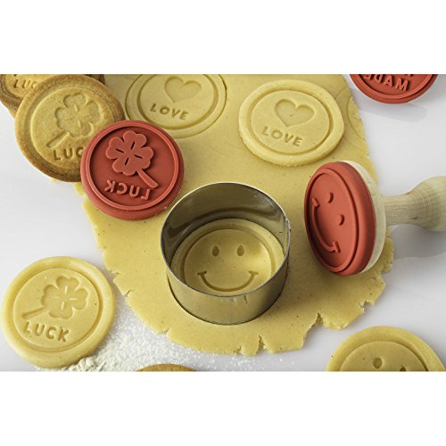 Westmark – Juego de Sellos para Galletas con 4 Cabezales Intercambiables Diseño de y Galletas Anillo, diámetro: 5,8 cm, Madera/Silicona/Acero Inoxidable, Marrón Claro/Rojo/Plata, 30372260