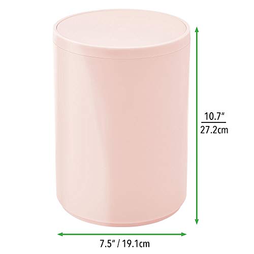 mDesign Cubo de basura con tapa basculante para baño o cocina – Papelera redonda de metal para desechos – Contenedor de residuos compacto con cubeta interior extraíble – rosa