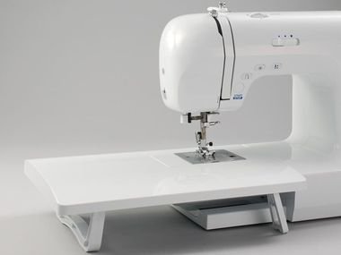 Carina 291875 Professional - Máquina de coser con accesorios [Importado de Alemania]