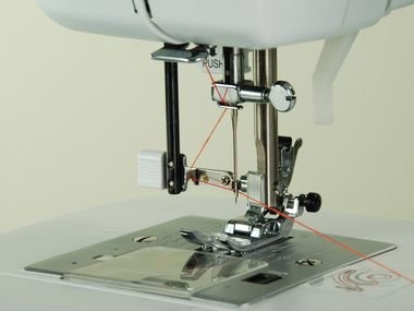 Carina 291875 Professional - Máquina de coser con accesorios [Importado de Alemania]