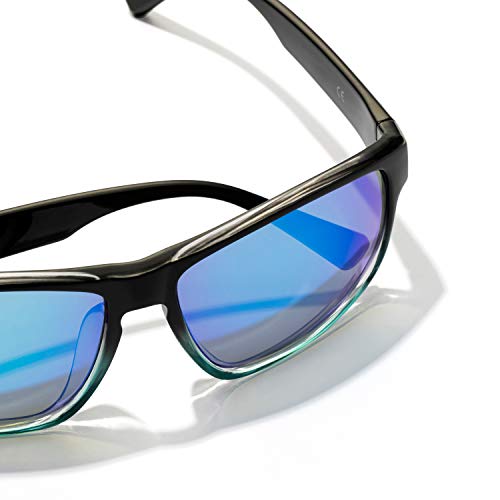 HAWKERS Gafas de Sol Deportivas Faster, para Hombre y Mujer, con Montura bicolor negro brillante a azul y lente cromada azul cielo con efecto espejo, Protección UV400