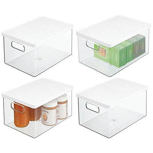 mDesign Juego de 4 cajas organizadoras de plástico – Recipiente para guardar alimentos con tapa y asas – Organizador para nevera, cocina y despensa apto para alimentos – transparente/blanco