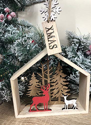Mezzaluna Gifts - Casa de madera con renos y etiqueta de Navidad