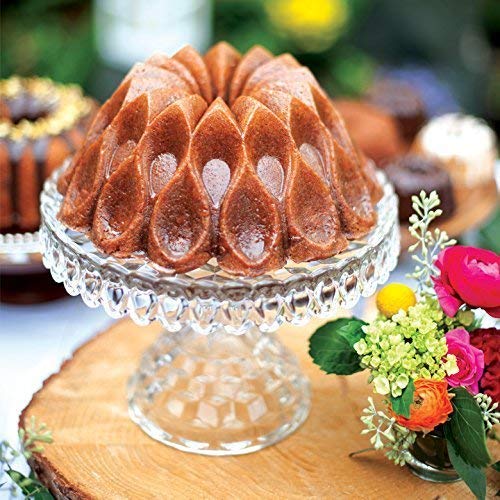 Nordic Ware Crown Bundt Pan - Molde