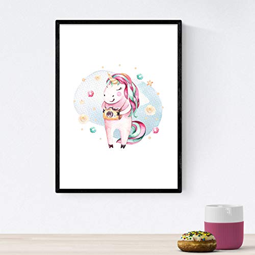 Pack de Tres láminas con Ilustraciones de Animales. Posters con imágenes Infantiles de Animales. Unicornio bailnado Unicornio Hada y Unicornio fotografo. Tamaño A3 con Marco…