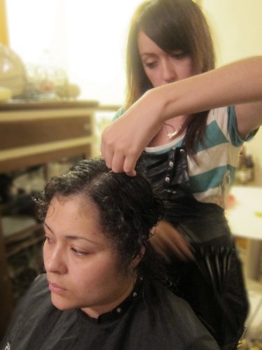 plantilla de plan de negocios para un servicio de salón de pelo y uñas en español!