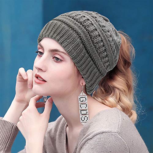 QKURT Gorro de Invierno para Mujer, Gorro de Cola de Caballo Gorro de Estiramiento Suave y cálido Tejido de Punto Gorro de Calavera desordenado y Alto Gorro de Calavera