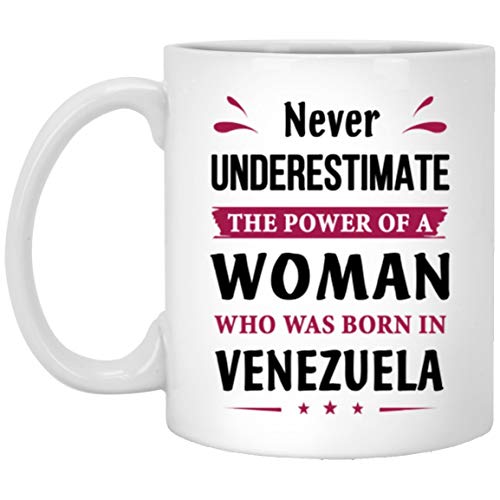 Regalo de venezuela para mujeres - nunca subestimes el poder de la mujer taza de café - regalos divertidos para la abuela madre hermana novia en navidad de cumpleaños - taza de té de regalo cerámica b