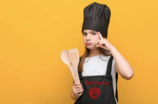 SAQUITOMAGICO Delantal Masterchef Junior para niños. Personalizado con tu Nombre Bordado. (niño Negro Personalizado)