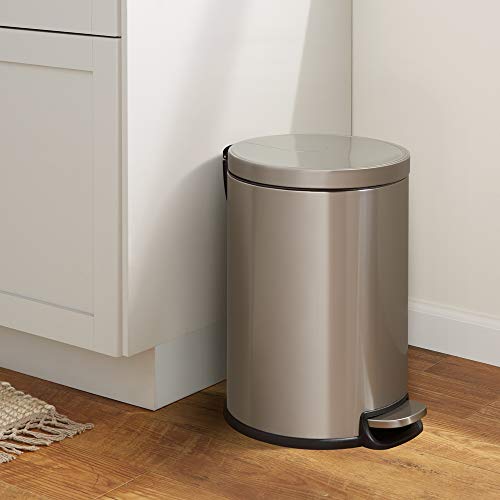 AmazonBasics Round Soft-Close Trash Can - 30L