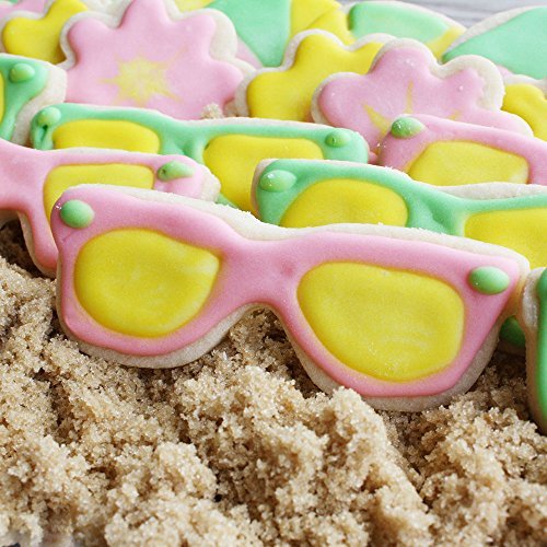 Ann Clark Cookie Cutters Juego de 3 cortadores de galletas verano/natación con libro de recetas, gafas de sol, bañador corto y traje de baño