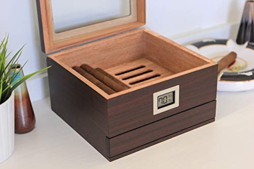 CASE ELEGANCE Humidificador de Cedro Hecho a Mano con Higrómetro Digital Frontal, Solución Humidificadora y Cajón de Accesorios - Capacidad de 25 a 50 cigarros