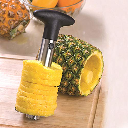 El pelador de piña corta anillas, cortador de piña de acero inoxidable, libera la pulpa completamente de la frutas, pelador y cortador para piña de forma rápida y fácil sin cuchillo.