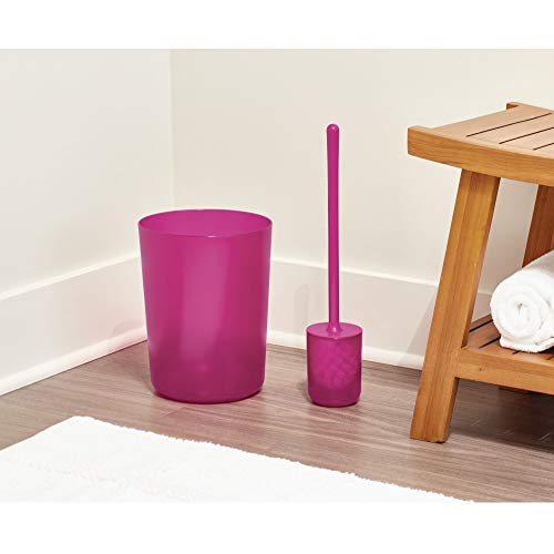 iDesign Cubo de basura, papelera pequeña y redonda de plástico resistente con diseño moderno, versátil bote de basura para baño, despacho, cocina y otras salas, rosa