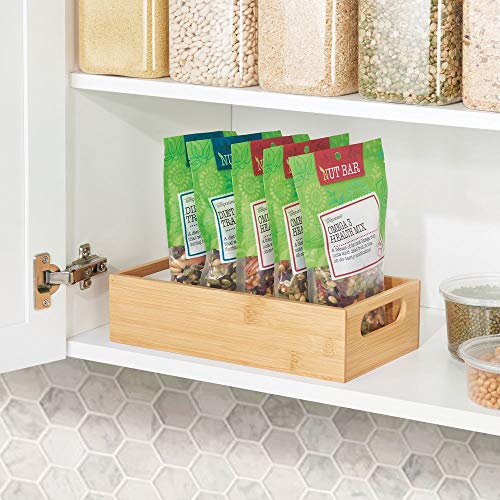 mDesign Caja organizadora con asas – Práctico cajón de madera para almacenar alimentos, especias, nueces o botellas – Organizador de cocina abierto en madera de bambú – color bambú