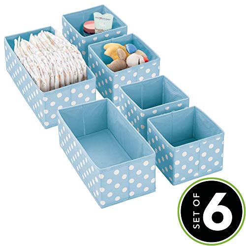 mDesign Juego de 6 Cajas de almacenaje para Cuarto Infantil y baño – Cestas organizadoras con diseño en Zigzag – 6 organizadores de armarios de Fibra sintética en Dos tamaños – Azul Claro/Blanco