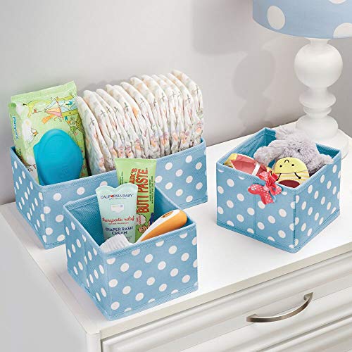 mDesign Juego de 6 Cajas de almacenaje para Cuarto Infantil y baño – Cestas organizadoras con diseño en Zigzag – 6 organizadores de armarios de Fibra sintética en Dos tamaños – Azul Claro/Blanco