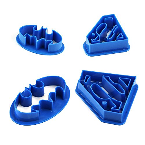 Anokay 4 pcs Set de Moldes Galletas de Superhéroes Superman y Batman para Niños- Cortapastas Bebé para Frutas Cortador Repostería para Decoración DIY de Tartas Postres Cookies Fondant Horno y Pan