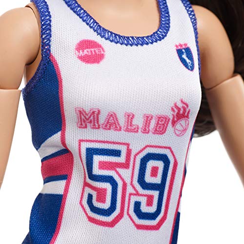 Barbie Fashionista Made To Move, muñeca jugadora de baloncesto con accesorios (Mattel FXP06)