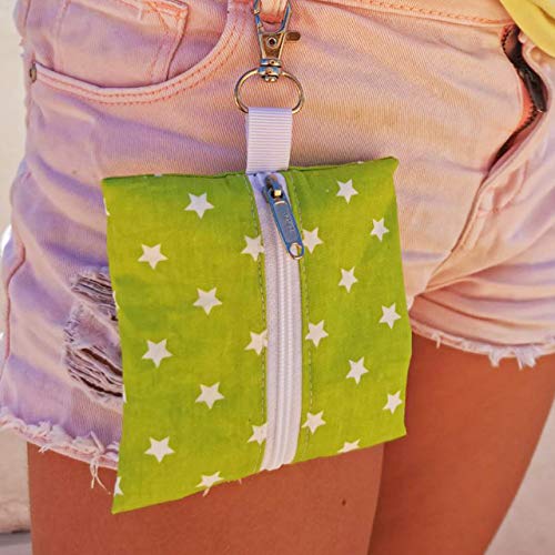 Funda para mascarillas Infantil con Cremallera y Colgador 100% Algodón. Interior teflón fácil Limpieza (Verde_Estrellas)