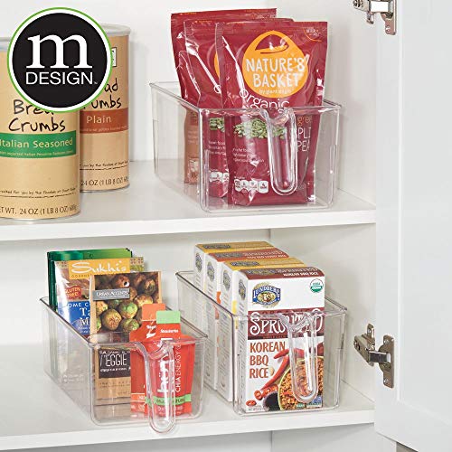 mDesign Juego de 3 cajas de almacenamiento de plástico – Ideal para la cocina o como cajón organizador de frigorífico – Caja organizadora con asa y diseño abierto para latas, pasta, etc – transparente