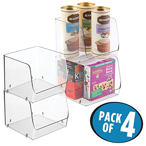 mDesign Juego de 4 cajas organizadoras apilables – Contenedor plástico para guardar todo tipo de objetos de cocina – Guardatodo ideal para la despensa o nevera - Color: transparente