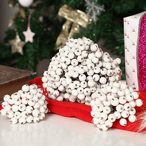 Tatuo Bayas de Acebo Falsas Escarchadas Artificiales 12 mm Mini Baya Frutas de Navidad Adornos de Flor (Blanco, 400)